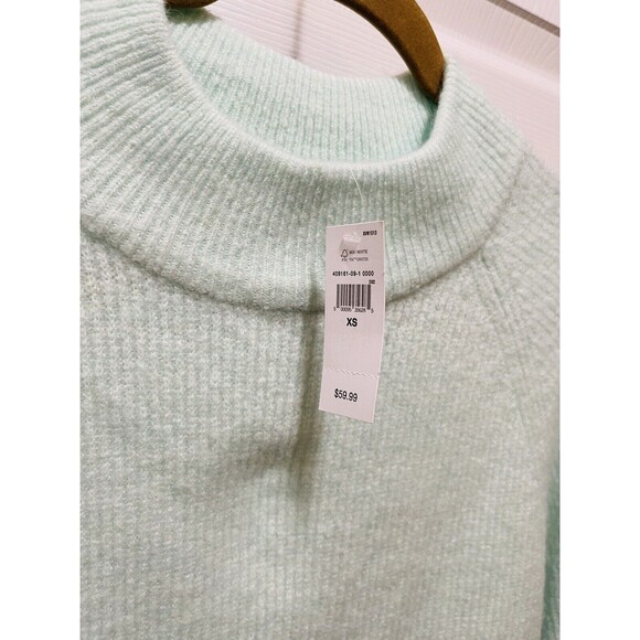 Gap Women's Long Sleeve Pullover Sweater Size XS Light Green Soft NWT - Picture 4 of 7